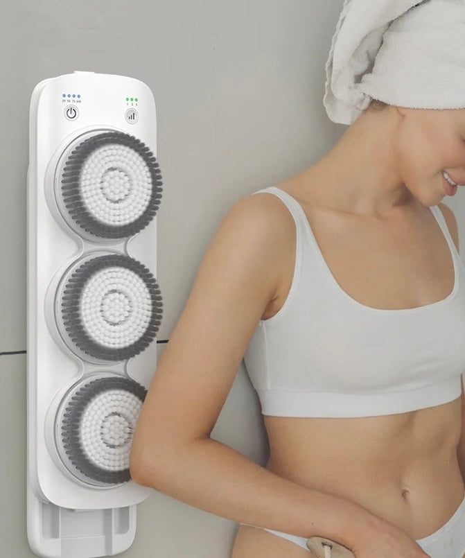 Automatic body scrubber