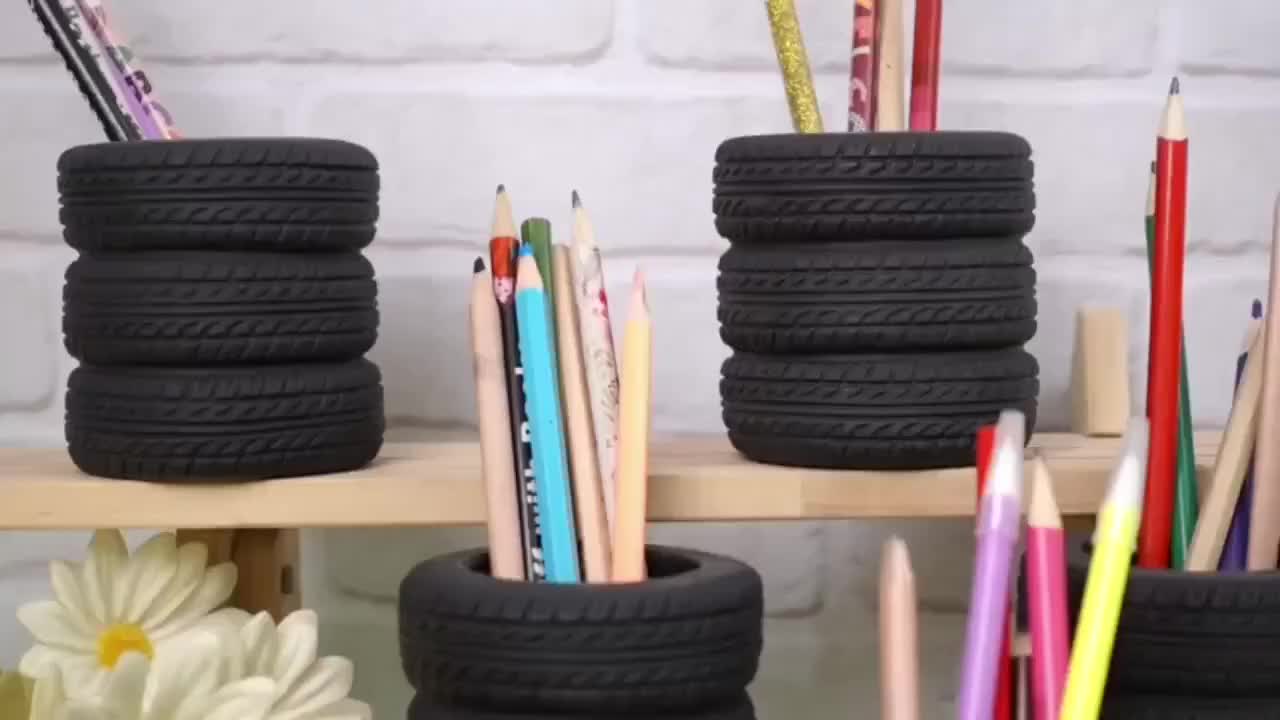 Tire-Shaped Pen Holder